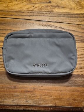 Athleta Gray Mini Pouch with Front Zip